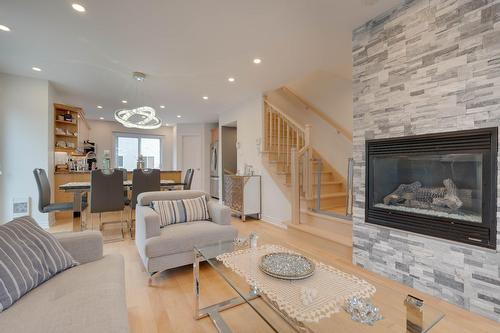Living room - 10-4501 Boul. Dagenais O., Laval (Fabreville), QC 