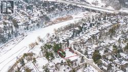 1470 PINETREE CRESCENT  Mississauga, ON L5G 2S8