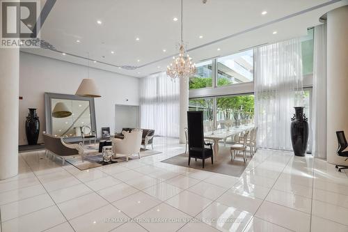 911 - 75 Portland Street, Toronto, ON - Indoor