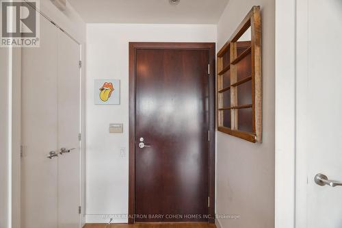 911 - 75 Portland Street, Toronto, ON - Indoor Photo Showing Other Room