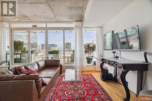 911 - 75 Portland Street, Toronto, ON - Indoor Photo Showing Living Room