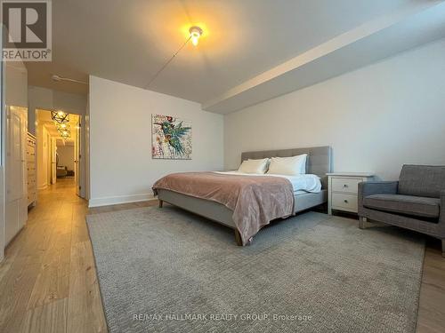 59 Douglas Avenue, Ottawa, ON - Indoor Photo Showing Bedroom
