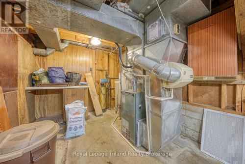194 Orchard Road, Woodstock (Woodstock - North), ON - Indoor Photo Showing Basement