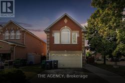 48 ZACHARY DRIVE  Brampton, ON L7A 1H7
