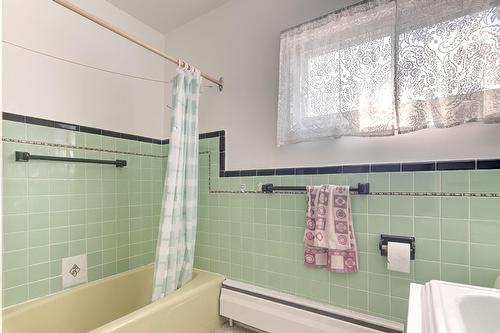 Bathroom - 9040  - 9042 Rue De Forbin-Janson, Montréal (Mercier/Hochelaga-Maisonneuve), QC 