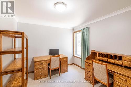 1889 South Horn Lake Road, Magnetawan, ON - Indoor Photo Showing Office