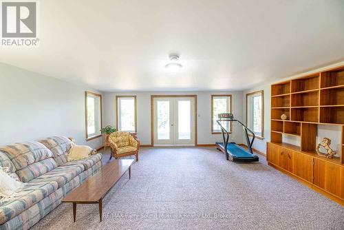 1889 South Horn Lake Road, Magnetawan, ON - Indoor