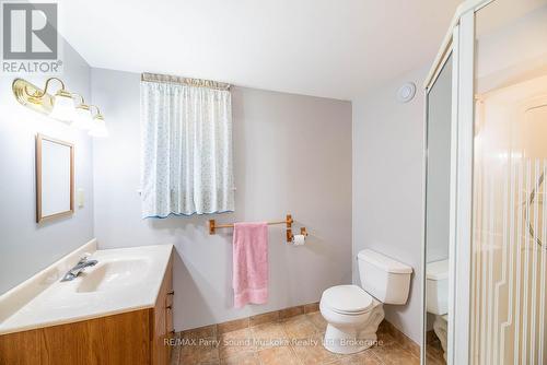 1889 South Horn Lake Road, Magnetawan, ON - Indoor Photo Showing Bathroom