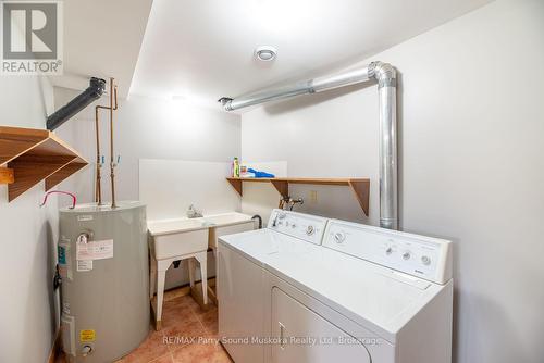 1889 South Horn Lake Road, Magnetawan, ON - Indoor Photo Showing Laundry Room