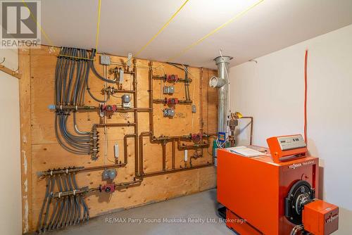 1889 South Horn Lake Road, Magnetawan, ON - Indoor