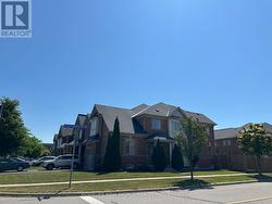 35 WESTPORT DRIVE  Whitby, ON L1R 0J4