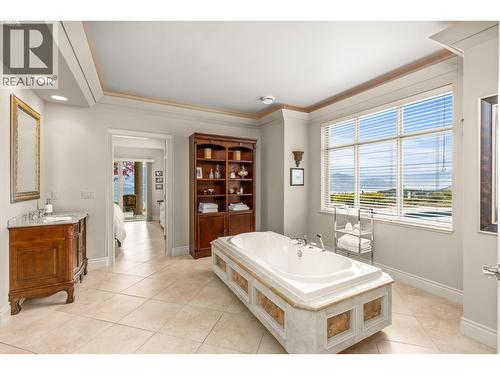 1284 Timothy Place, West Kelowna, BC - Indoor Photo Showing Bathroom