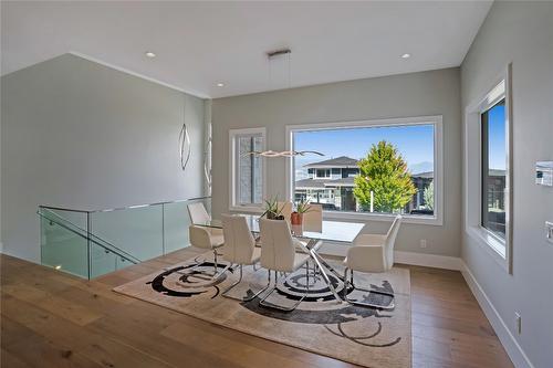 5697 Jasper Way, Kelowna, BC - Indoor