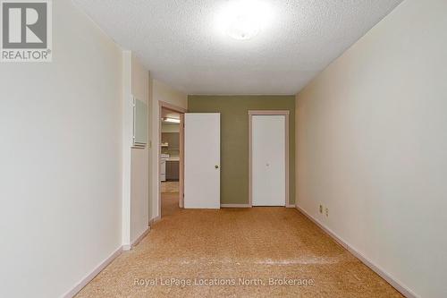 1 - 891 River Road W, Wasaga Beach, ON - Indoor Photo Showing Other Room