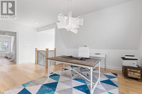 4 Iroquois Avenue, Mississauga, ON - Indoor Photo Showing Dining Room