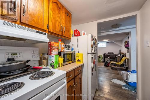 271-273 Rideau Street, Kingston (East Of Sir John A. Blvd), ON - Indoor Photo Showing Kitchen