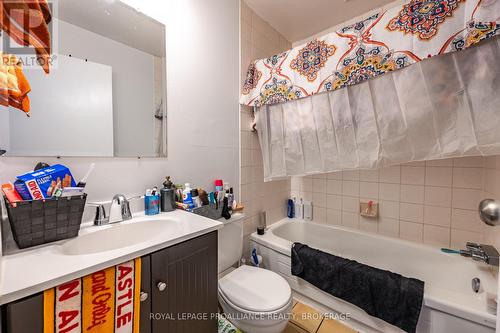 271-273 Rideau Street, Kingston (East Of Sir John A. Blvd), ON - Indoor Photo Showing Bathroom