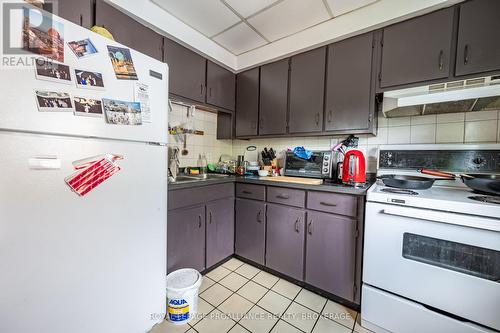 271-273 Rideau Street, Kingston (East Of Sir John A. Blvd), ON - Indoor Photo Showing Kitchen