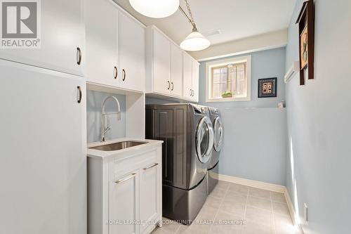 61 Frontier Drive, Niagara-On-The-Lake, ON - Indoor Photo Showing Laundry Room
