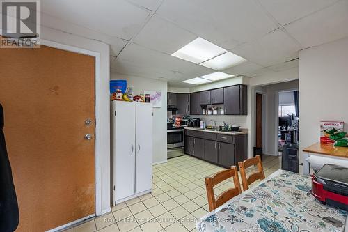 271-273 Rideau Street, Kingston (East Of Sir John A. Blvd), ON - Indoor