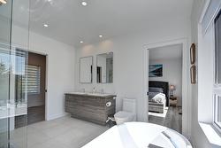 Ensuite bathroom - 
