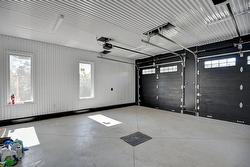 Garage - 