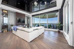 PH201-275 Rue Étienne-Lavoie  Laval (Sainte-Dorothée), QC H7X 0E4