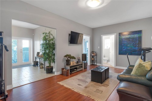 730 Nelson Rd, Campbell River, BC 