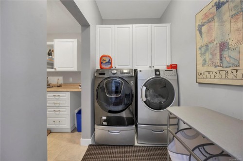 730 Nelson Rd, Campbell River, BC 