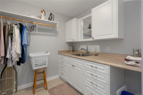 730 Nelson Rd, Campbell River, BC 