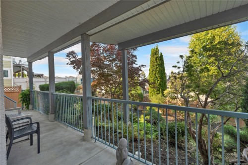 730 Nelson Rd, Campbell River, BC 