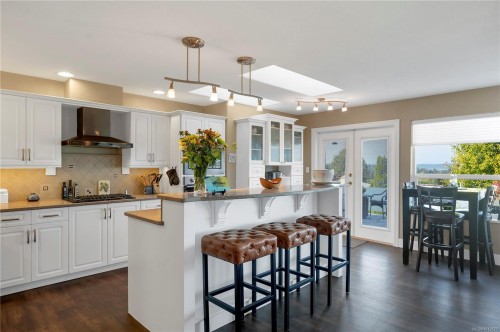 730 Nelson Rd, Campbell River, BC 