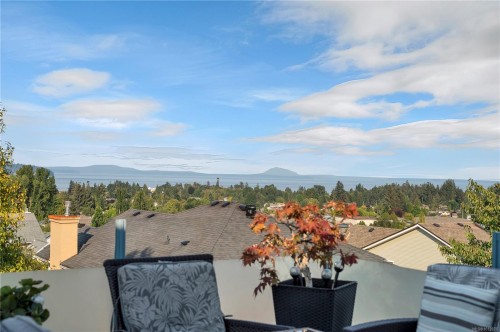 730 Nelson Rd, Campbell River, BC 