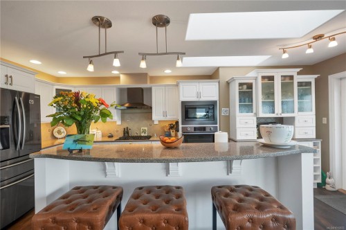 730 Nelson Rd, Campbell River, BC 