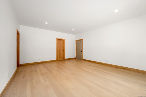 3368 Small Rd, Courtenay, BC 