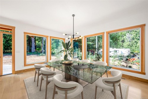 3368 Small Rd, Courtenay, BC 