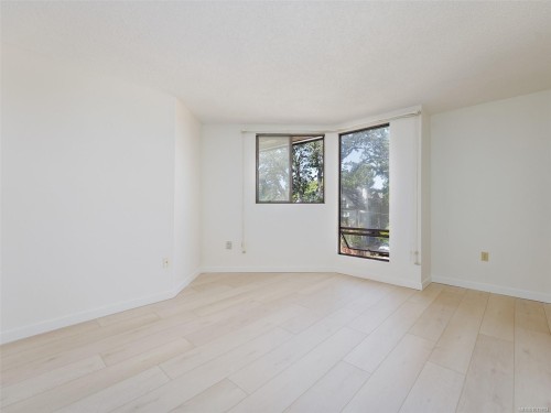 308-1745 Leighton Rd, Victoria, BC - Indoor Photo Showing Other Room