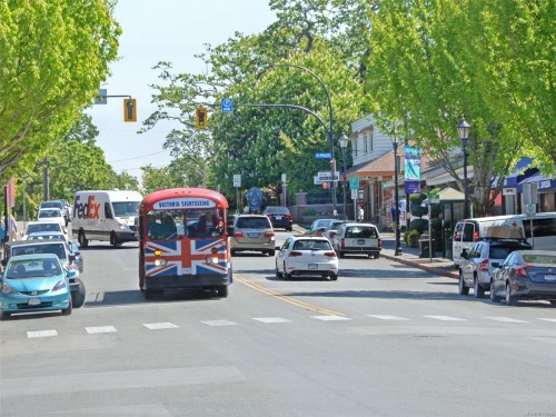 308-1745 Leighton Rd, Victoria, BC - Outdoor