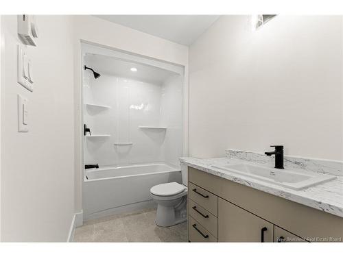 220 Gould St, Dieppe, NB 