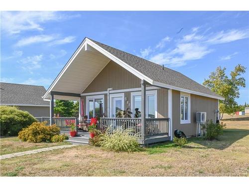 22 rue de la Baie ST  Tracadie, NB E1X 4S9