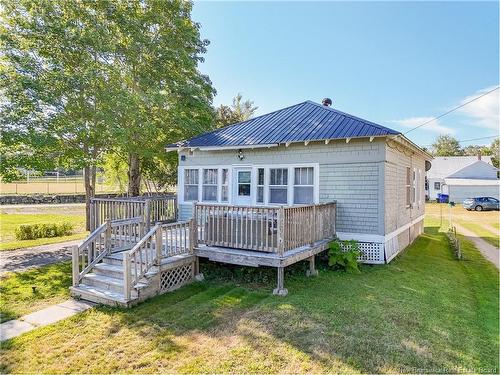 9 Elm St, Mcadam, NB 