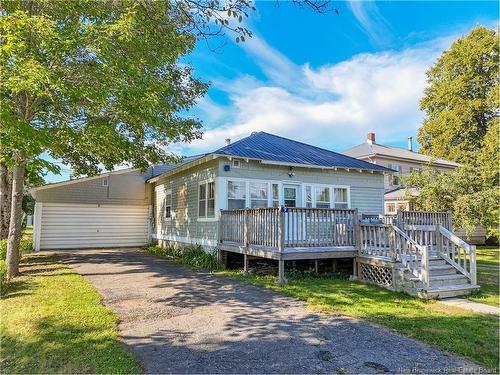 9 Elm St, Mcadam, NB 