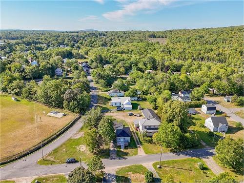 9 Elm St, Mcadam, NB 