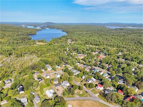 9 Elm St, Mcadam, NB 