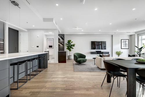 Living room - 102-104-3950 Rue Claude-Henri-Grignon, Montréal (Saint-Laurent), QC - Indoor