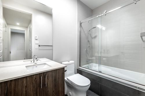 Bathroom - 102-104-3950 Rue Claude-Henri-Grignon, Montréal (Saint-Laurent), QC - Indoor Photo Showing Bathroom