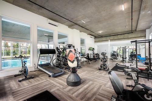 Exercise room - 102-104-3950 Rue Claude-Henri-Grignon, Montréal (Saint-Laurent), QC - Indoor Photo Showing Gym Room