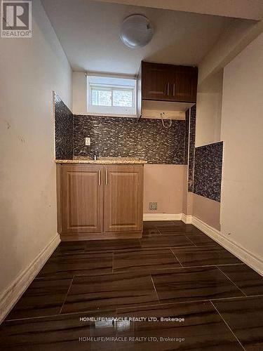 8 Arda Crescent, Brampton, ON - Indoor Photo Showing Other Room