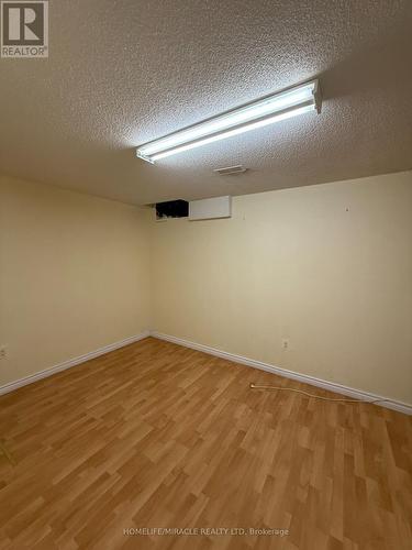 19 Garibaldi Drive, Brampton, ON - Indoor Photo Showing Other Room