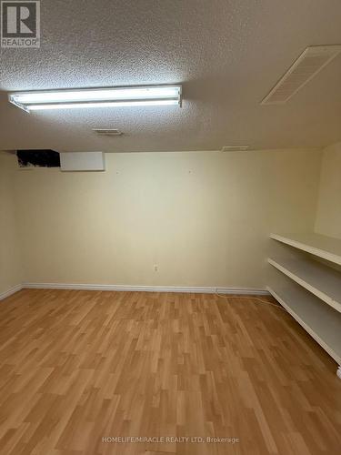 19 Garibaldi Drive, Brampton, ON - Indoor